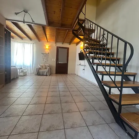 Διαμέρισμα ακροθεα Seaside Panoramic Maisonette *